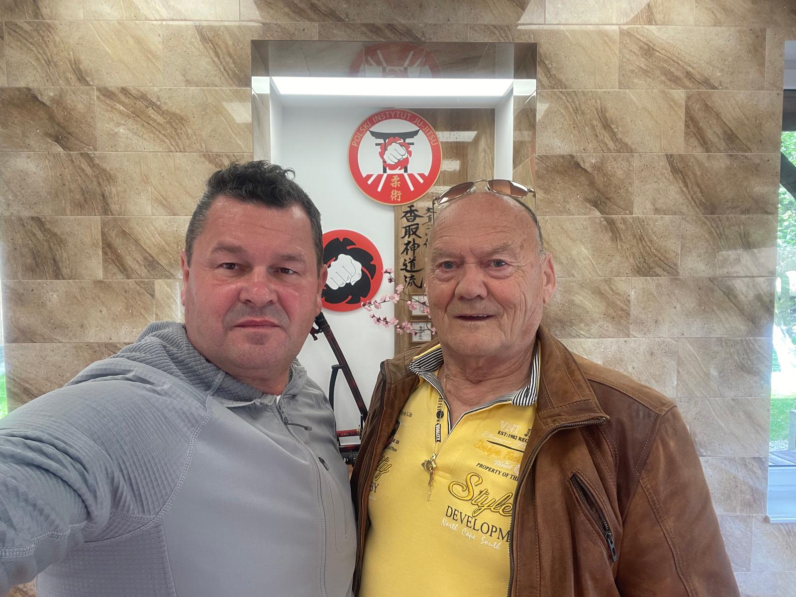 Ju Jitsu Institute & Sensei Paweł